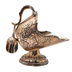 Vintage Delli Silverplate Sugar Scuttle with Scoop – Embossed Floral Rose Pattern, Victorian Tea Décor