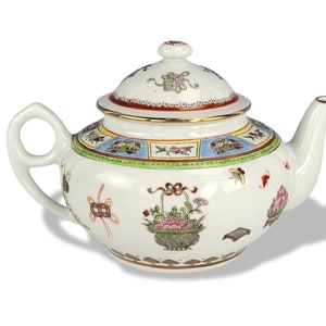 Vintage Jingdezhen Porcelain Teapot: Guangcai 8 Treasures, Hand-Painted