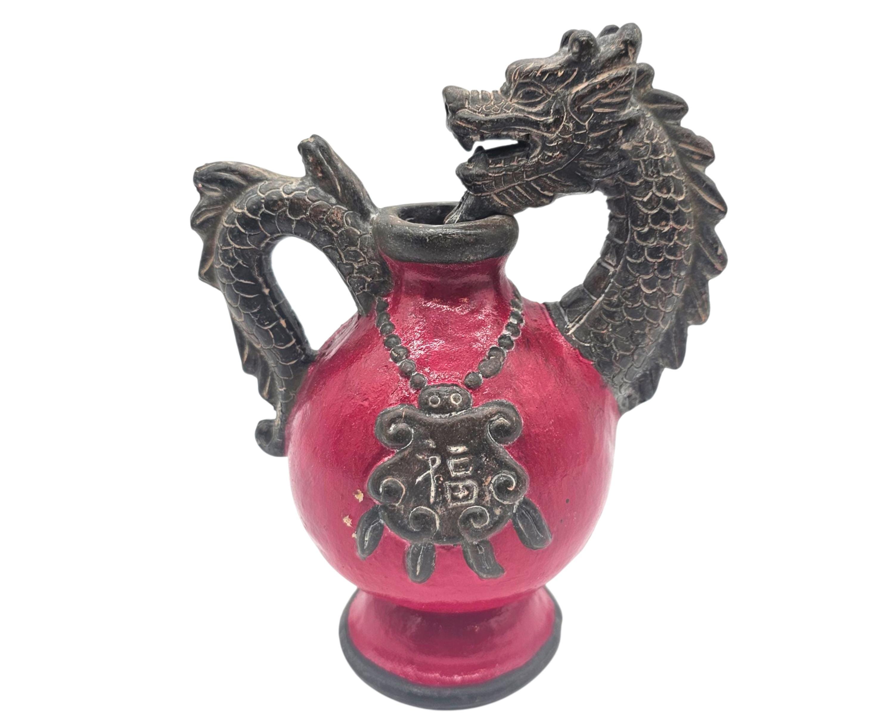 ヴィンテージの中国製赤龍花瓶：福のシンボル、ブルース・リーの装飾