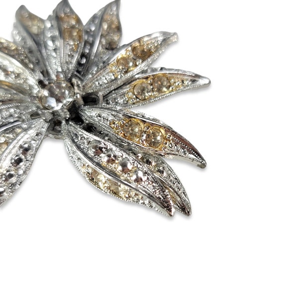 Vintage Flower Shape Rhinestone Pin/Brooch, Spark… - image 8