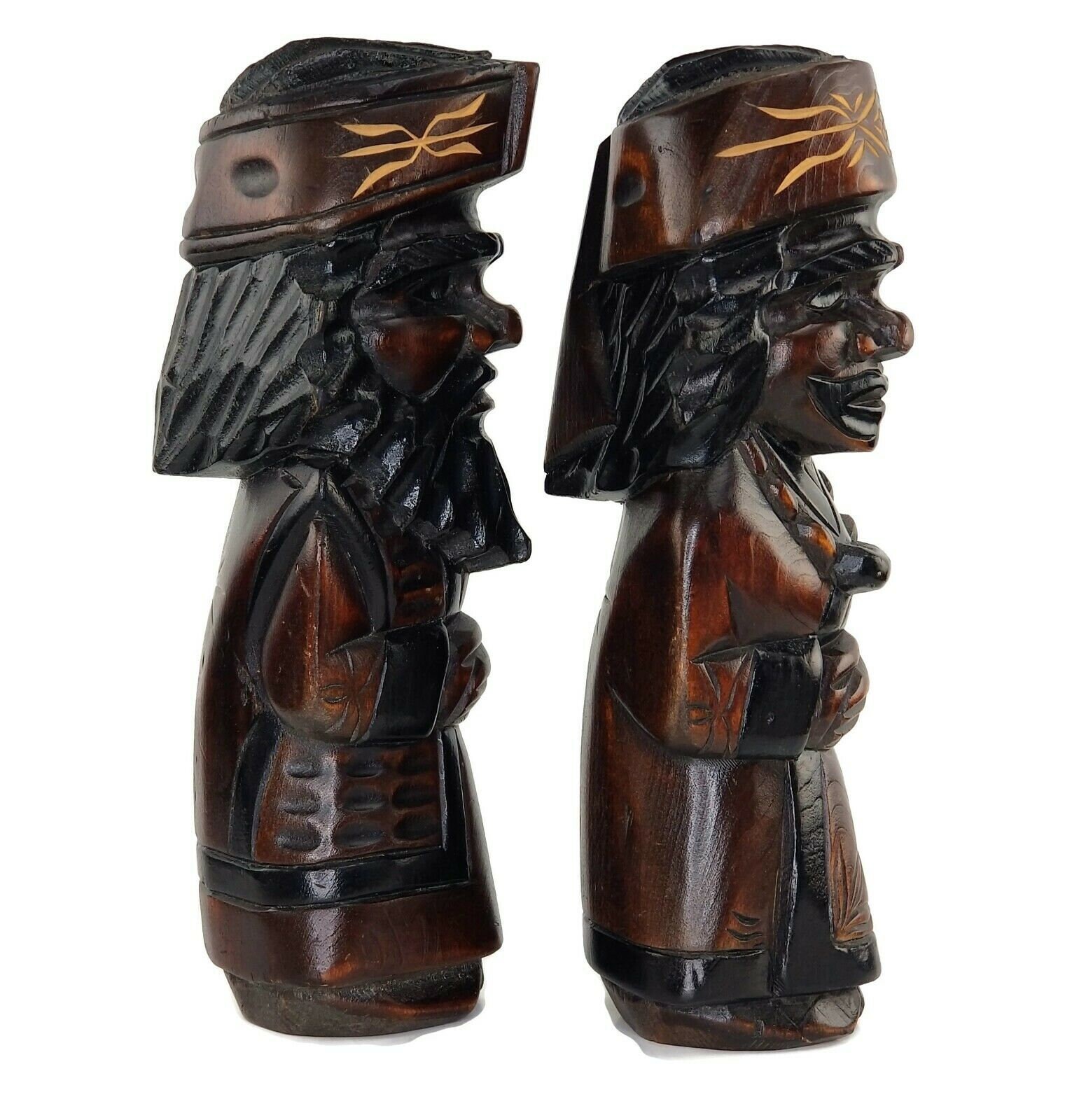 ヴィンテージ 日本のアイヌの木彫り人形 男性と女性の彫刻 室内装飾