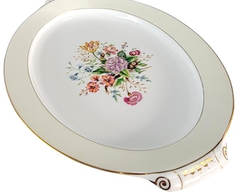 Piatto ovale vintage in porcellana Bone China Narumi, con decorazione a bouquet floreale.