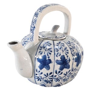 Vintage Chinese Teapot, Pumpkin Shaped Teapot, Blue And White Floral Teapot 5.5&quot;