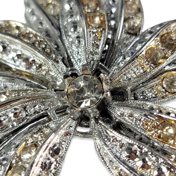 Vintage Flower Shape Rhinestone Pin/Brooch, Spark… - image 7