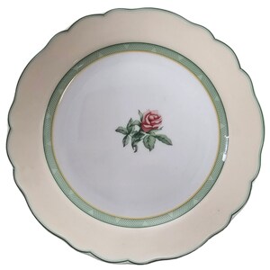Wedgwood Plates, English Cottage Plates, Dessert Salad Plates, Green Lunch Plates 8.5&quot; NWT
