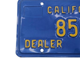 インテリア　海外ナンバープレート　ブルー　UAE 希少未使用品　アラビア語　車 Dubai license plate - Etsy 日本