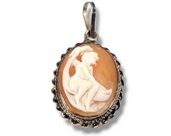 Vintage Shell Cupid Cameo, Sterling Silver Pendant, Cherub Pendant, Italian Pendant, Cameo Pendant