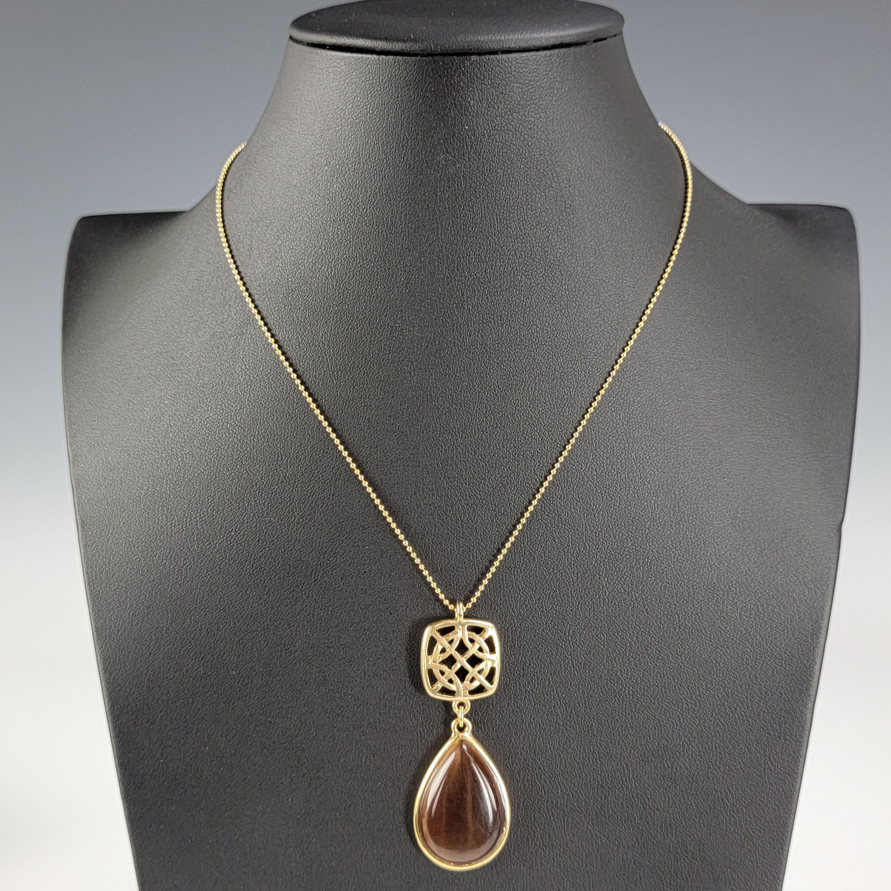 Vintage Liz & Co. Tear Drop Pendant/necklace, Faceted Brown