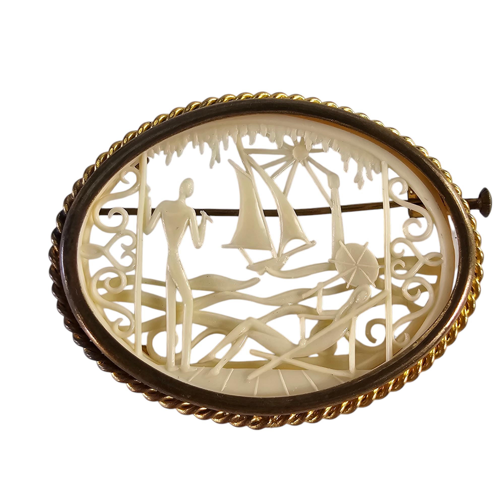 Vintage celluloid brooches - Etsy 日本