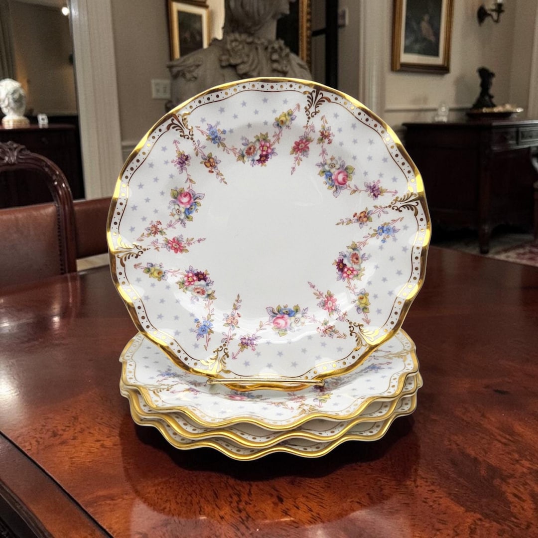 Royal Crown Derby Royal Antoinette Salad Plate – Fine Bone China