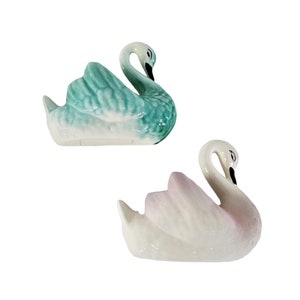 Mid Century Swan Figurine,  Pair of Swan, Wall Pocket Swan, Wall Hanging Swan, Pink Swan Planter