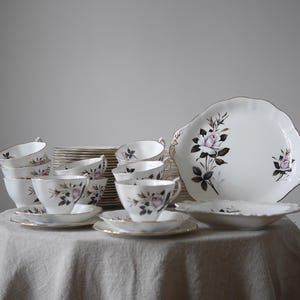 Royal Albert Queen’s Messenger Bone China Tea Set Pieces, Trio Cup Saucer Plate, Sandwich Serving Plate, Cake Plate, Replacement China