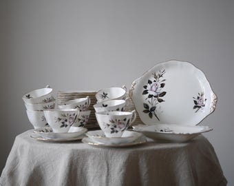 Royal Albert Queen’s Messenger Bone China Tea Set Pieces, Trio Cup Saucer Plate, Sandwich Serving Plate, Cake Plate, Replacement China