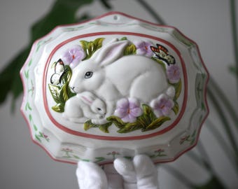 Vintage Franklin Mint Le Cordon Bleu Rabbit Jelly Mould, 1986 White Bunny Wall Hanging, Ceramic Kitchen Decor, Easter Cottage