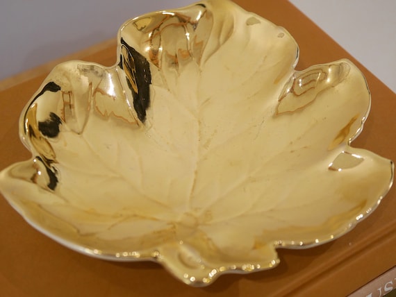 Vintage Royal Winton Golden Age Leaf Shaped Shall… - image 4