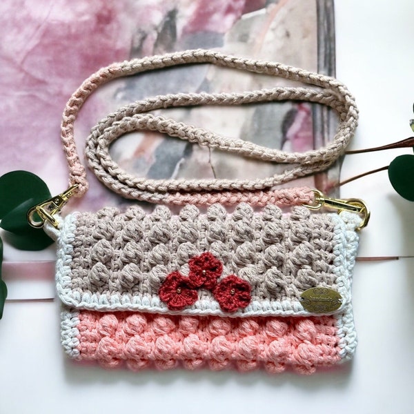 kleine Sommer Umhängetasche Trachtentasche gehäkelt aus nachhaltiger Baumwolle crochet bag für Kleid oder Dirndl