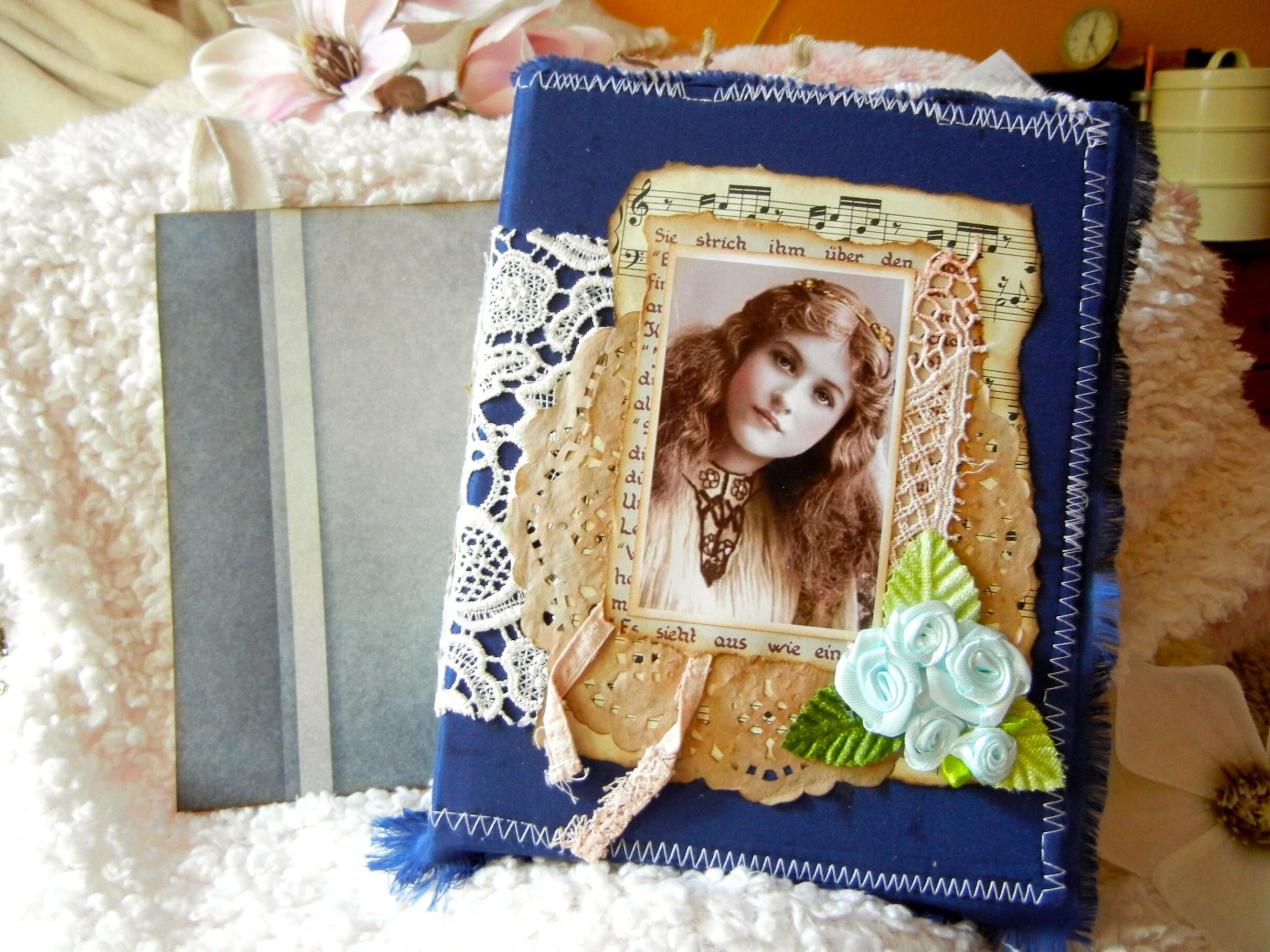 Junk Journal Kit Vintage Blue: Vintage Ephemera for Junk