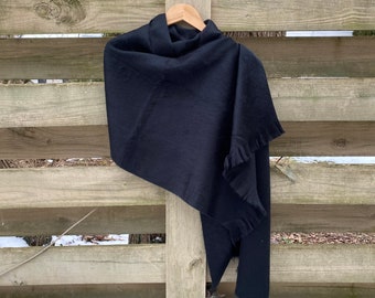 Alpaca Shawl Black