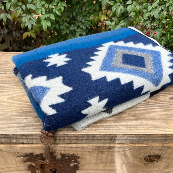 Alpaca Wool Blanket Queen size - multicolor Unique gift - Geometric pattern with blue colors