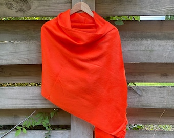 Chal de alpaca naranja vibrante