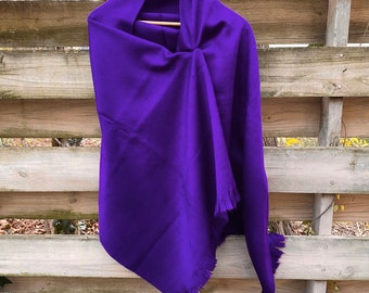 Chal de alpaca morado amatista