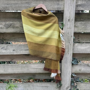 Alpaca Shawl Multicolor green Pear with shades of light brown