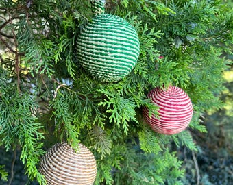 Handwoven Iraca Palm Christmas Ornament, Boho Wicker Bauble