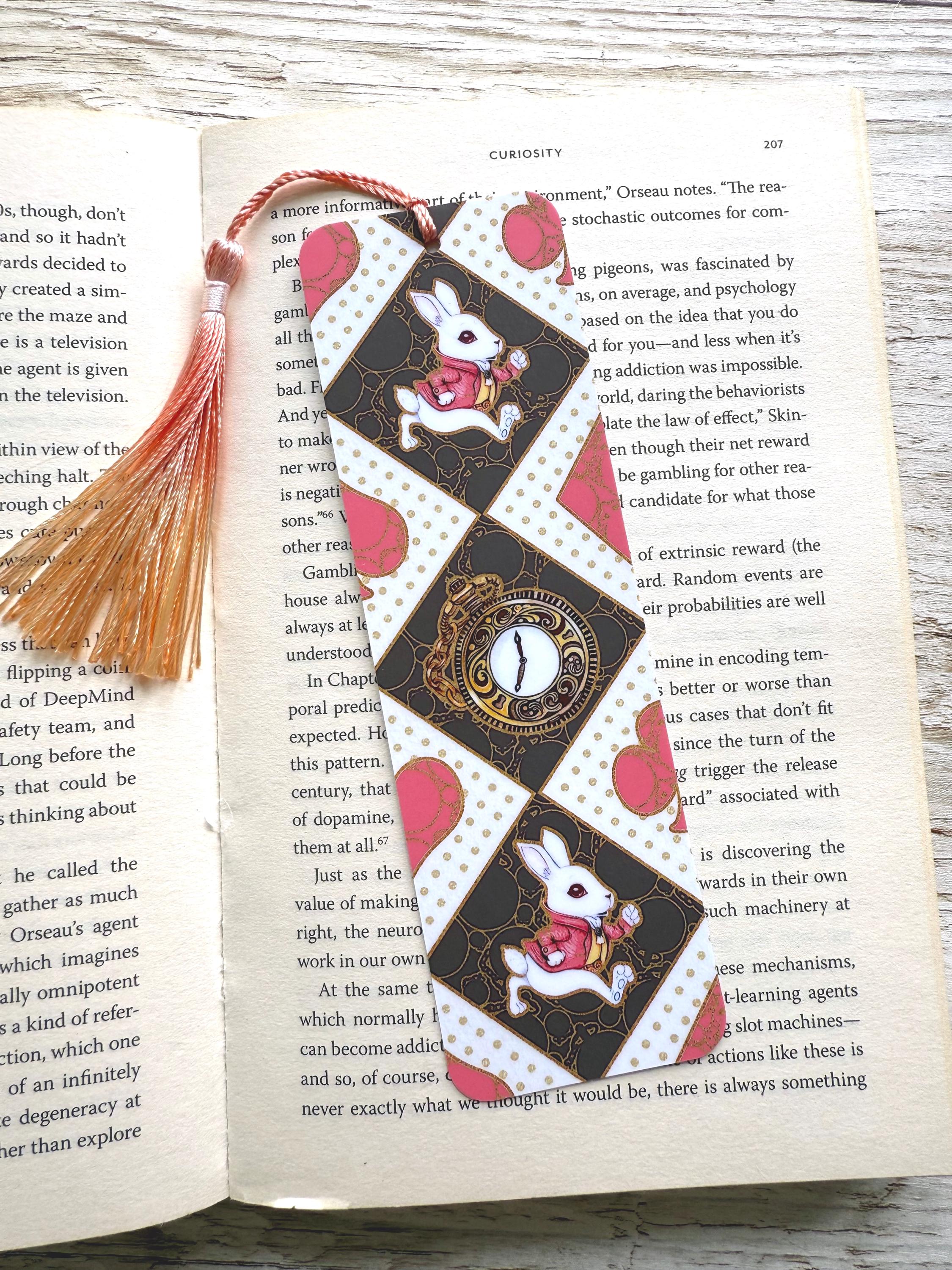 Marque-page Alice Au Pays Des Merveilles - Cabochon Lapin - Fait Main - 8x2cm