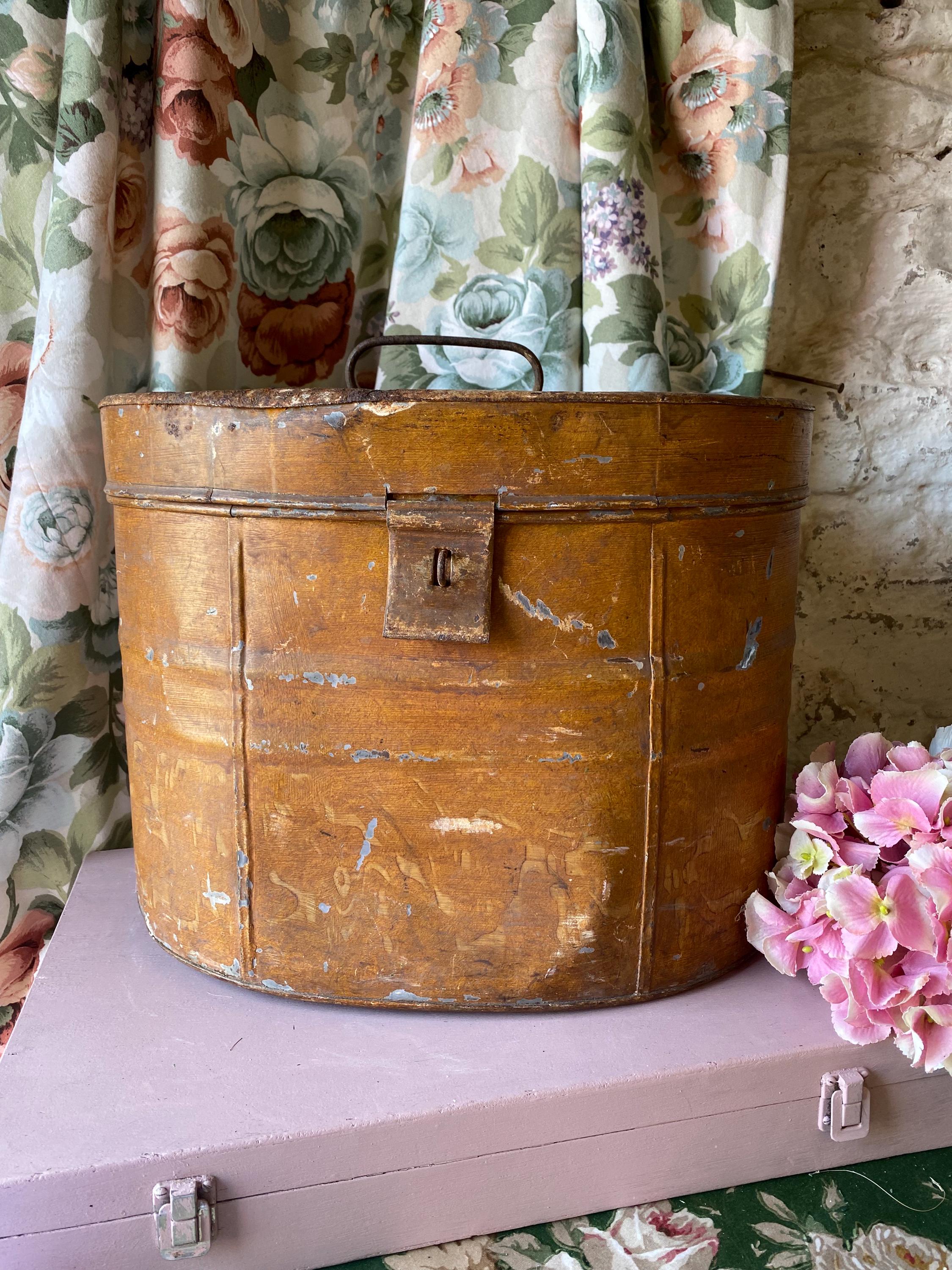 Old fashioned hat boxes new arrivals