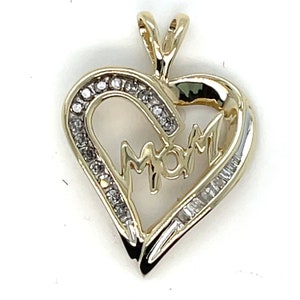 10K and Diamond Mom Heart Pendant