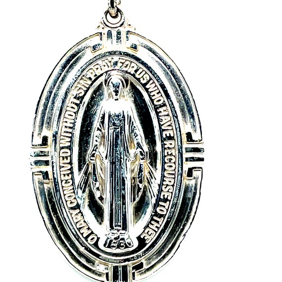Sterling Silver Mary Medal and Sterling Chain - image 4