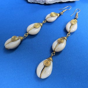 Kenya Hand Crafted African Ethnic Jewelry BRASS, Bead and Cowrie DROP Earrings NA