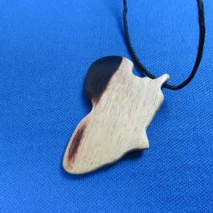 African Art Ethnic Jewelry Shona Carving EBONY &quot;Africa Map&quot; Pendant Necklace Zimbabwe B