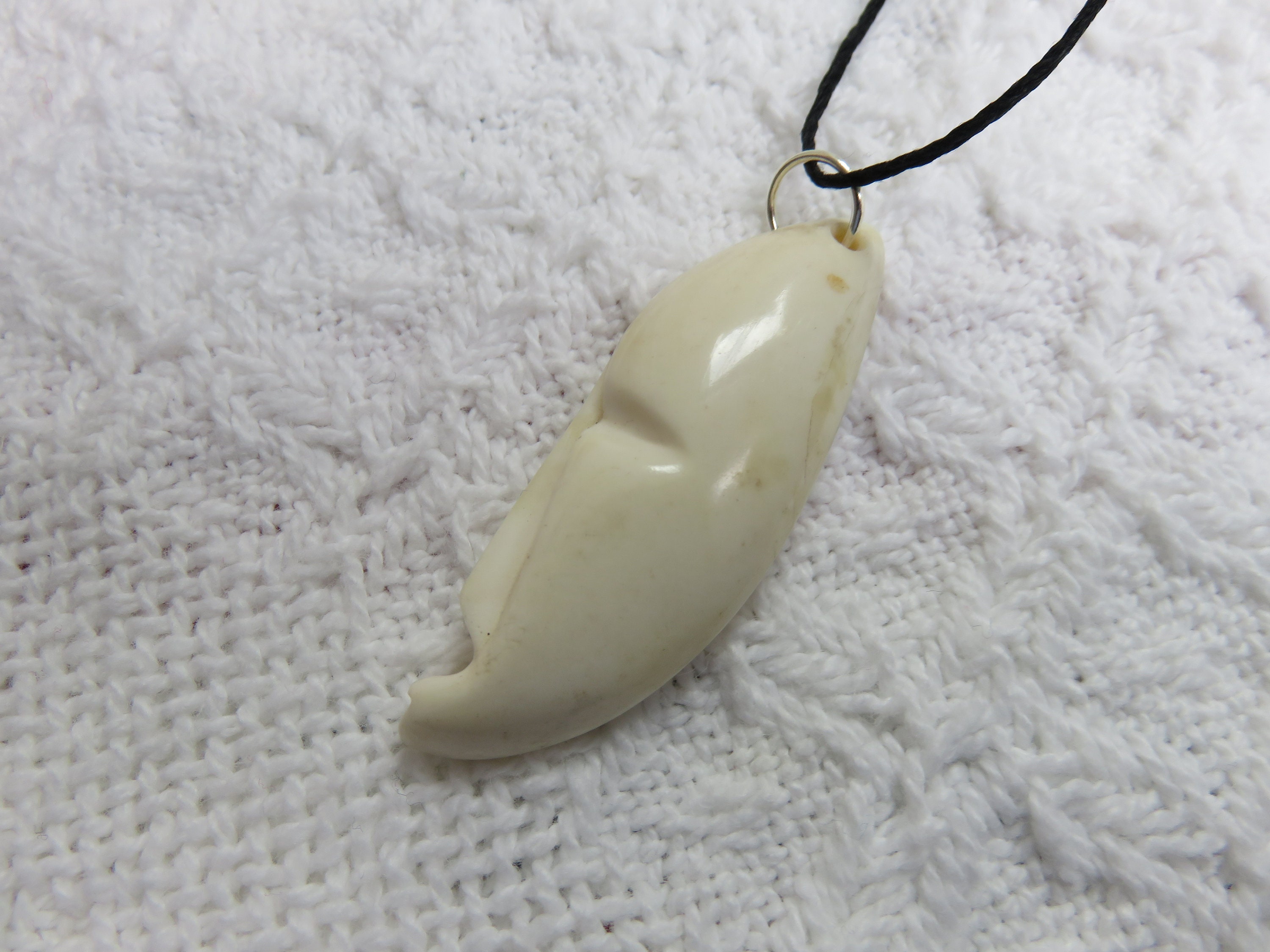 African Art Ethnic Jewelry Shona Carving Polished COW BONE Traditional Style TURTLE Pendant Necklace Zimbabwe C