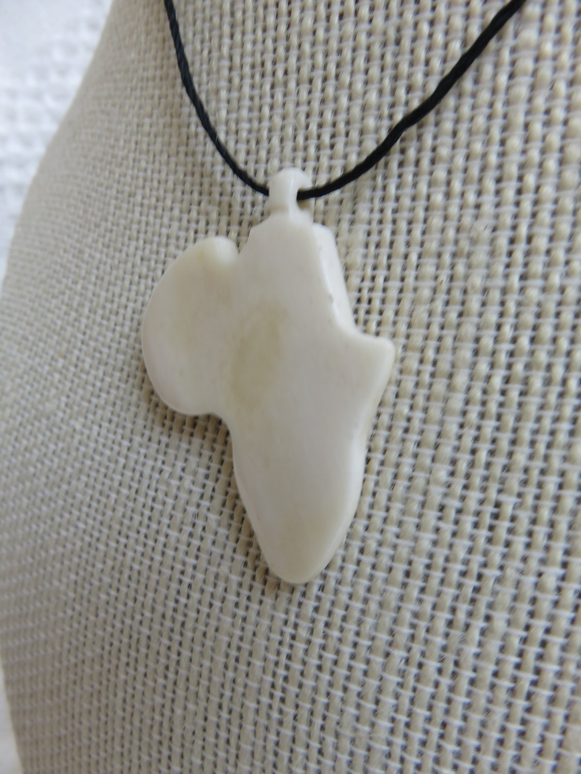 African Art Ethnic Jewelry Shona Carving Polished COW BONE AFRICA Map B ...