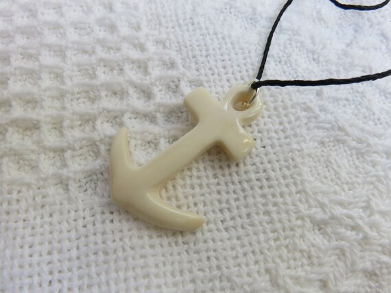 African Art Ethnic Jewelry Shona Carving Polished COW BONE Traditional Style TURTLE Pendant Necklace Zimbabwe C