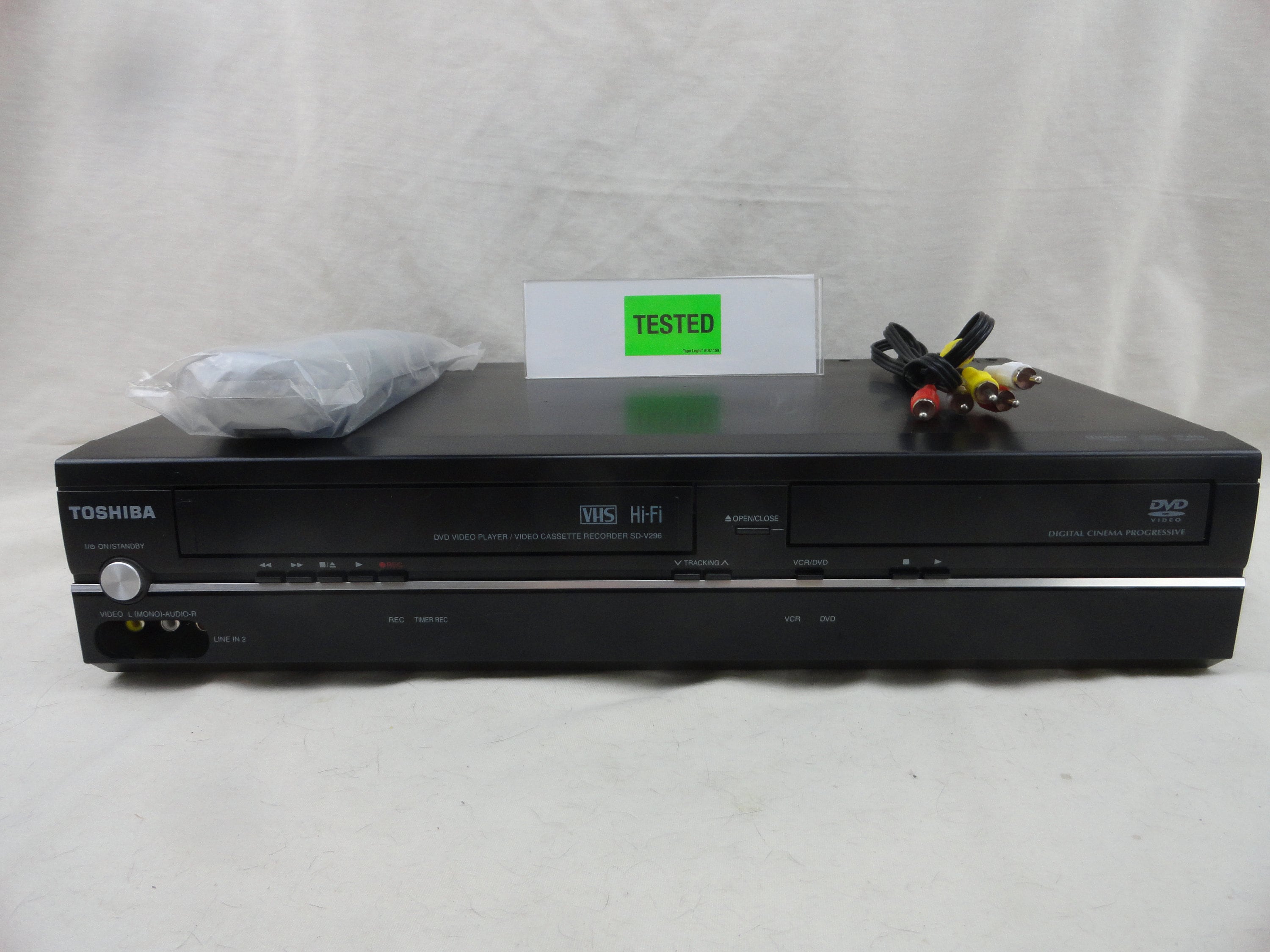 Go Video Dv1030 DVD VCR Combo DVD Player Vhs Player Combo With Hdmi Adapter  (New)
