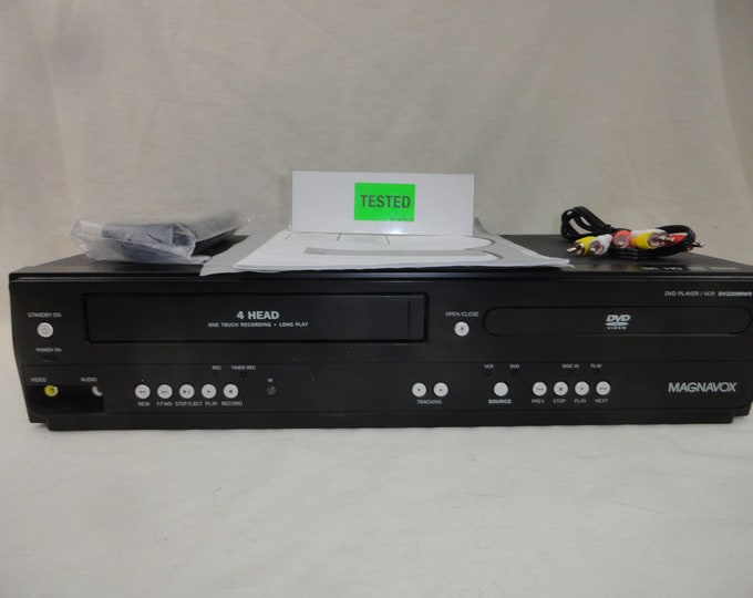 Magnavox DV220MW9 DVD VCR Dual Double Deck Combo With Remote Manual and