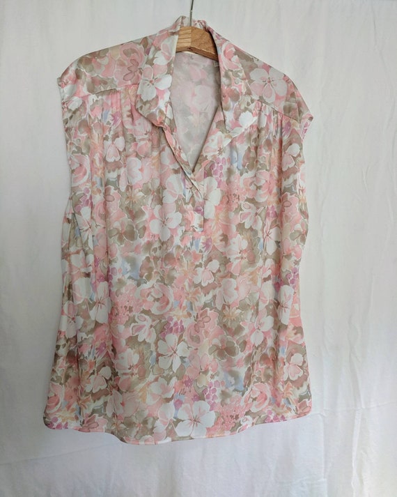 1970s-80s  Floral Blouse (sleeveless)
