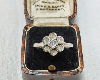 Beautiful Vintage, Woman's Sterling Silver and Cubic Zirconia Floral Ring.