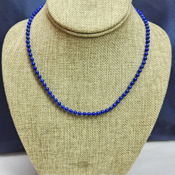 Superb Vintage, Woman's Gold and Natural Lapis Lazuli Bead Necklace.