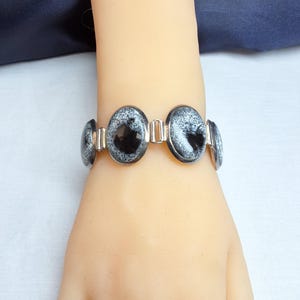 Fantastic Vintage, Women's Sterling Silver and Large Natural Dendritic Agate Statement Bracelet.