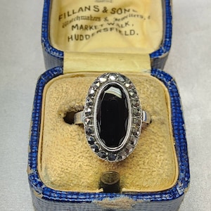Hermoso anillo llamativo Art Deco, antiguo, de plata esterlina, marcasita y ónix natural para mujer.