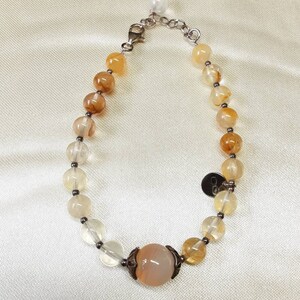 Fantastic Vintage Sterling Silver and Natural Agate Beaded Bracelet.