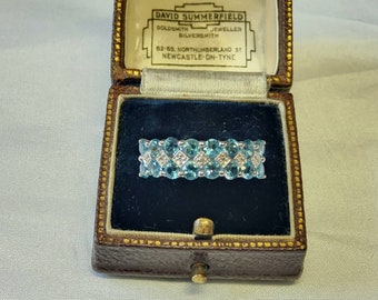 Beautiful Vintage Sterling Silver and Sparkling Natural Blue Topaz Multi Stone Ring.