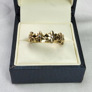 Beautiful Vintage, Women&#39;s Gilded Gold, Sterling Silver, Floral Statement Band Ring. UK P 1/2, US 8.