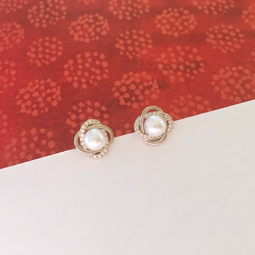 Pearl Clip on Earrings Swarovski Invisible Clip on Earrings Etsy