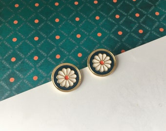 Invisible clip on earrings, White Daisy Studs