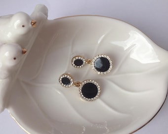 Invisible clip on earrings, Black Circle with Diamond Edge Earrings