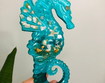 Seahorse epoxy resin wall hanging decor. Teal Seahorse with natural seashells. Sea creatures ornaments